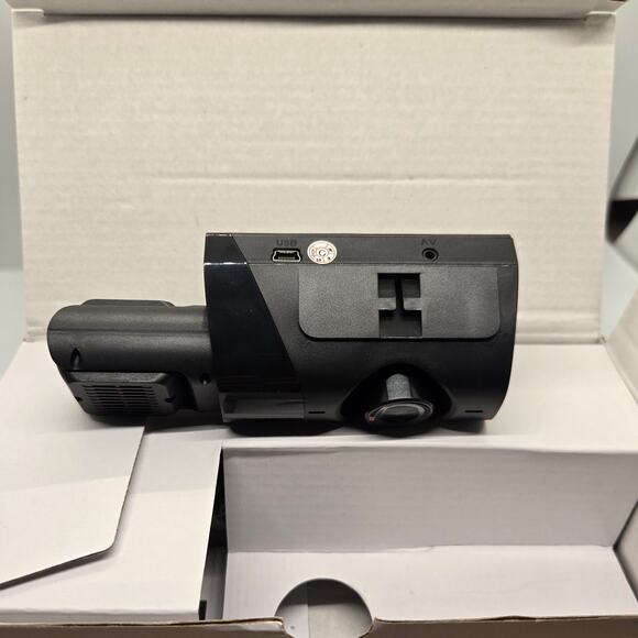 Dual Lens Vehicle BlackBOX DVR Super HD 1296p 360 Camera (New in Box) - Picture 6 of 7